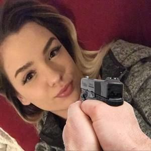 Meet your Posher, Briana